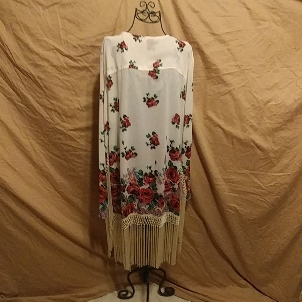 Kimono - Picture 3 of 5